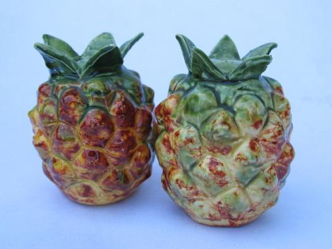 photo of vintage pineapple S&P Hawaiian pineapples salt & pepper shakers #1
