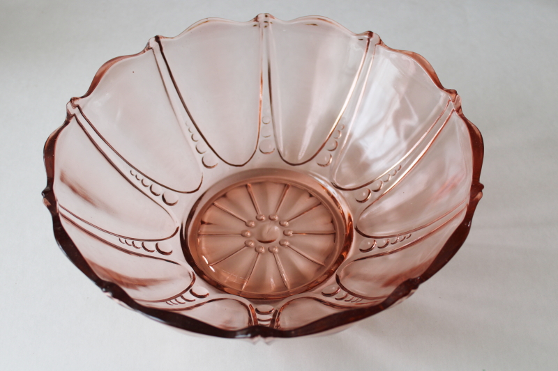 photo of vintage pink depression glass, big fruit bowl Oyster & Pearl Anchor Hocking glassware #1