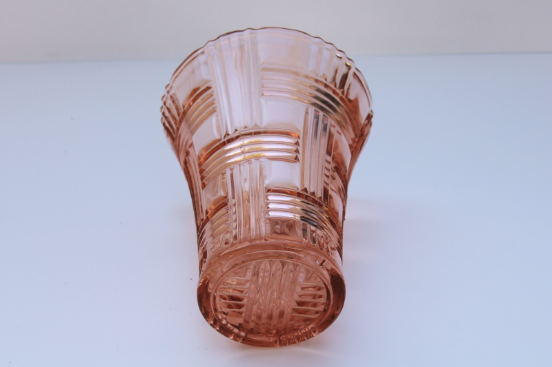 photo of vintage pink depression glass vase, criss cross basketweave pattern, Hazel Atlas or Anchor Hocking  #3
