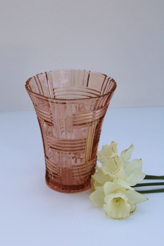 photo of vintage pink depression glass vase, criss cross basketweave pattern, Hazel Atlas or Anchor Hocking  #4