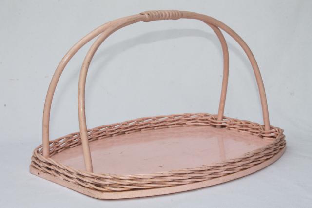 photo of vintage pink painted wicker basket handle tray, retro 1950s shabby cottage chic #1