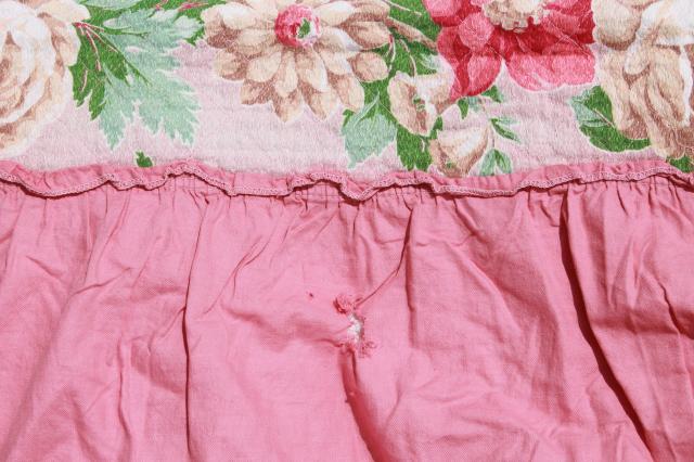 photo of vintage pink roses print cotton barkcloth bedspread set, bed cover & pillow shams #9