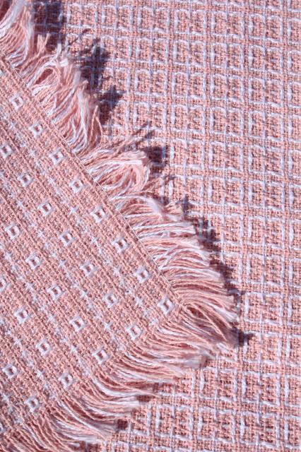 photo of vintage pink & white heavy cotton weave handwoven homespun type tablecloth, placemats & napkins #8