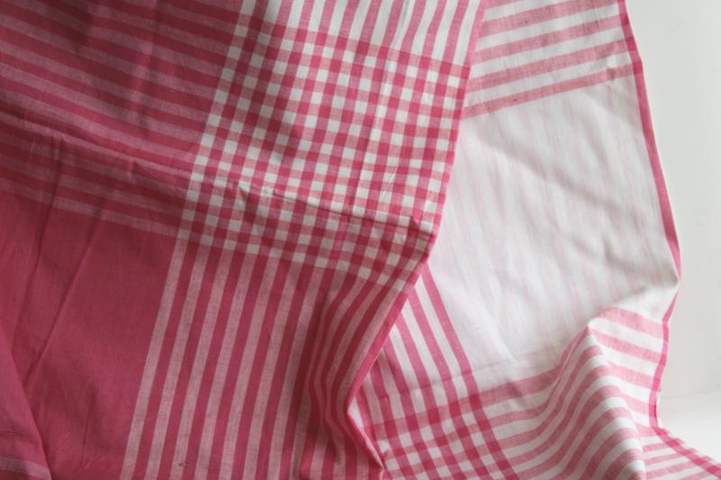 photo of vintage pink & white woven plaid cotton fabric for retro kitchen linens or tablecloth #6