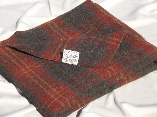 photo of vintage plaid wool camp blanket, lodge or cabin style Woolrich blanket  #2