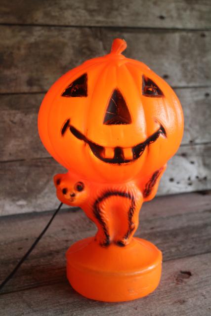 photo of vintage plastic blow mold Halloween jack-o-lantern pumpkin & cat electric light window decor #1