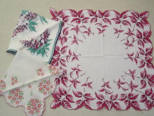 photo of vintage plastic hanky box & flowered print cotton  vintage hankies #6