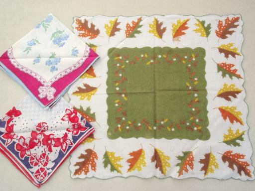 photo of vintage plastic hanky box & flowered print cotton  vintage hankies #8