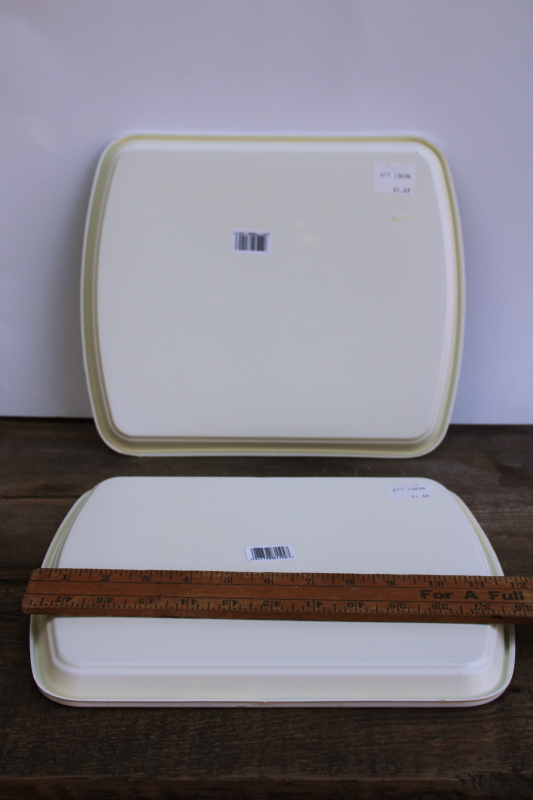 photo of vintage plastic trays for Christmas cookies, poinsettia print holiday party tableware #4