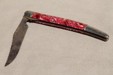 catalog photo of vintage pocket knife, fisherman's folding fish scaling blade w/ red & white bakelite handle