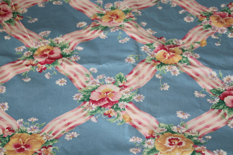 photo of vintage polished cotton fabric Concord Joan Kessler floral print pansies & ribbons Victorian style #1