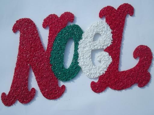 photo of vintage popcorn plastic holiday decorations, dancing Santa & Christmas tree #2