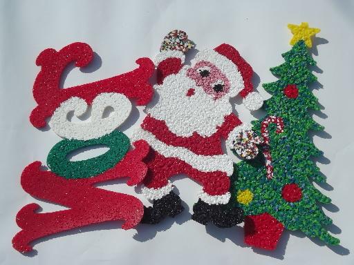 photo of vintage popcorn plastic holiday decorations, dancing Santa & Christmas tree #6