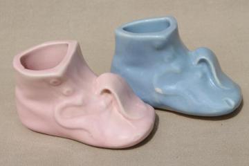 catalog photo of vintage pottery baby shoe vases, little pink & blue boots planter pots