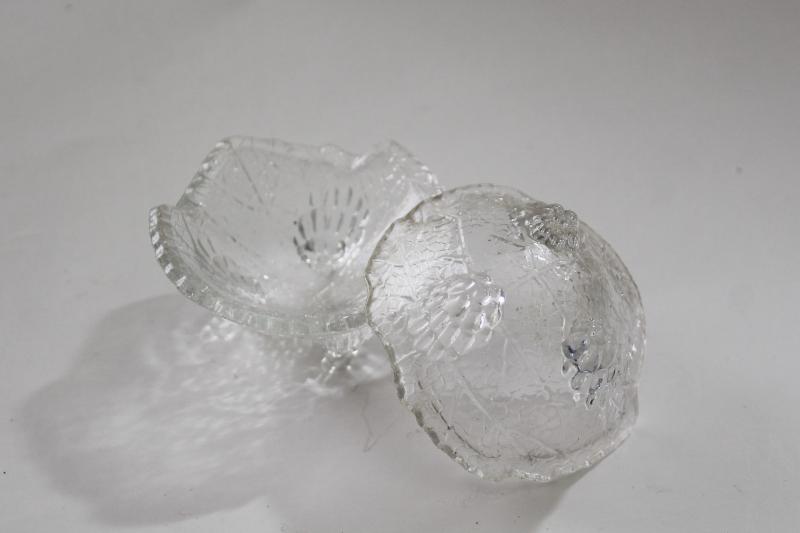 photo of vintage pressed glass salt dip dishes, loganberry bramble pattern clear glass salts #1