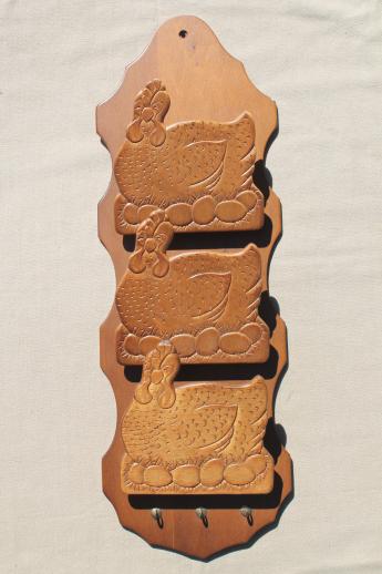 photo of vintage pressed wood hen chickens wall hanging mail box catch-all, country kitchen decoration  #2