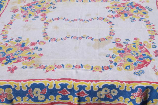 photo of vintage print cotton tablecloths, retro 40s 50s kitchen tablecloth lot #20