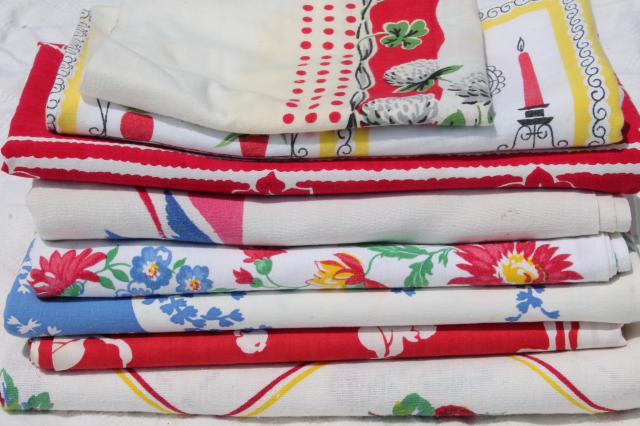 photo of vintage print cotton tablecloths, retro 40s 50s kitchen tablecloth lot #1