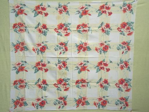 photo of vintage print cotton tablecloths, retro 40s 50s kitchen tableloth lot #21