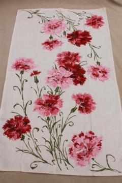 catalog photo of vintage printed linen tea towel w/ cottage flowers, red & pinks carnations