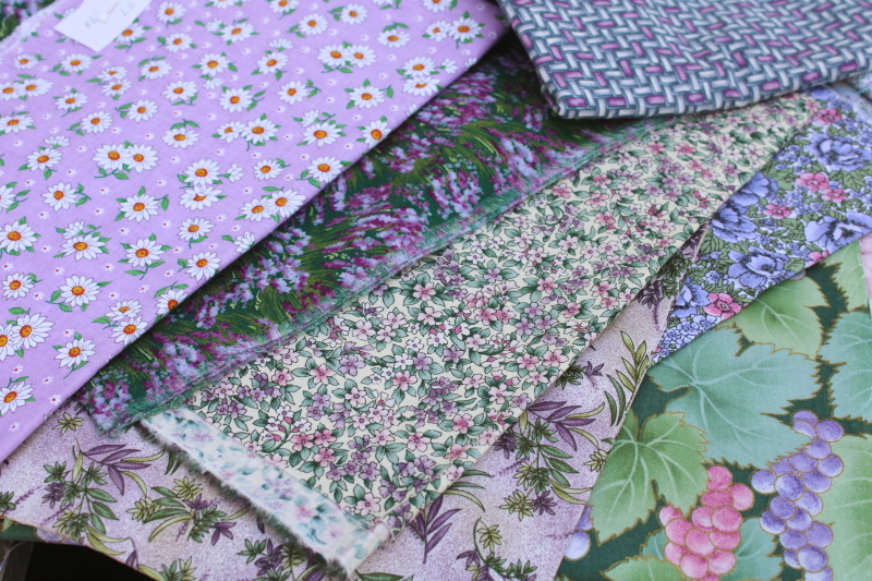 photo of vintage prints quilting cotton fabric, lots of fat quarters small pieces, lavender & purple #3