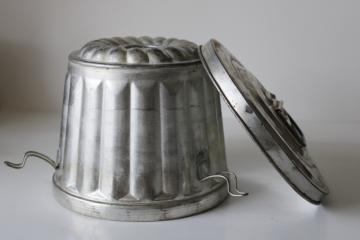 catalog photo of vintage pudding mold, old world Christmas steamed plum pudding mold made in West Germany 