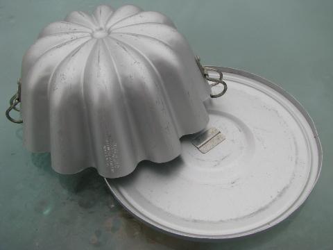 photo of vintage pudding or jello mold, fluted shape aluminum mold w/ cover #3