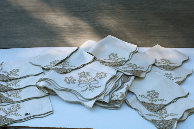 photo of vintage pure linen banquet tablecloth & 12 dinner napkins w/ embroidery & lace #1