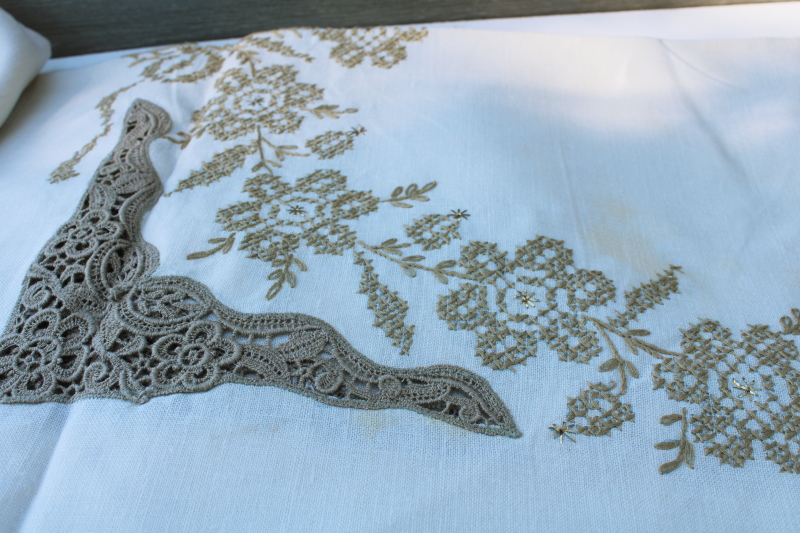 photo of vintage pure linen banquet tablecloth & 12 dinner napkins w/ embroidery & lace #5