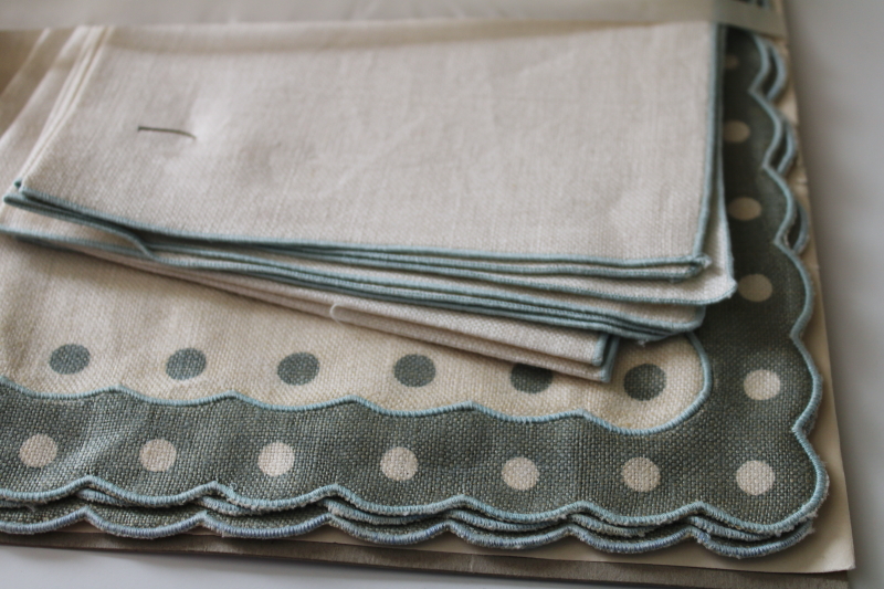 photo of vintage pure linen placemats & napkins, dots border moody green & ivory never used luncheon set  #4