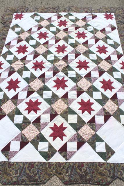 photo of vintage quilt bedspreads, patchwork star & ring patterns, green, rust red roses #5