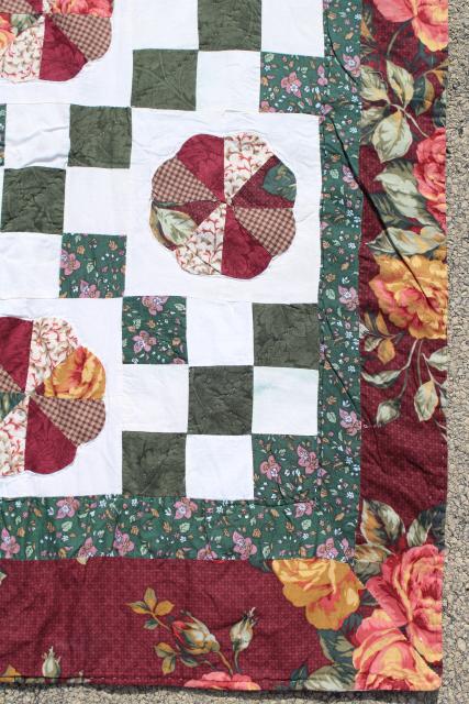 photo of vintage quilt bedspreads, patchwork star & ring patterns, green, rust red roses #17