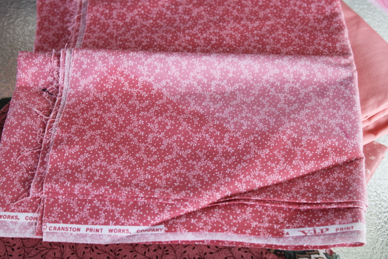 photo of vintage quilting fabric lot, pink & dusty rose cotton calico & prints, large pieces scraps #10