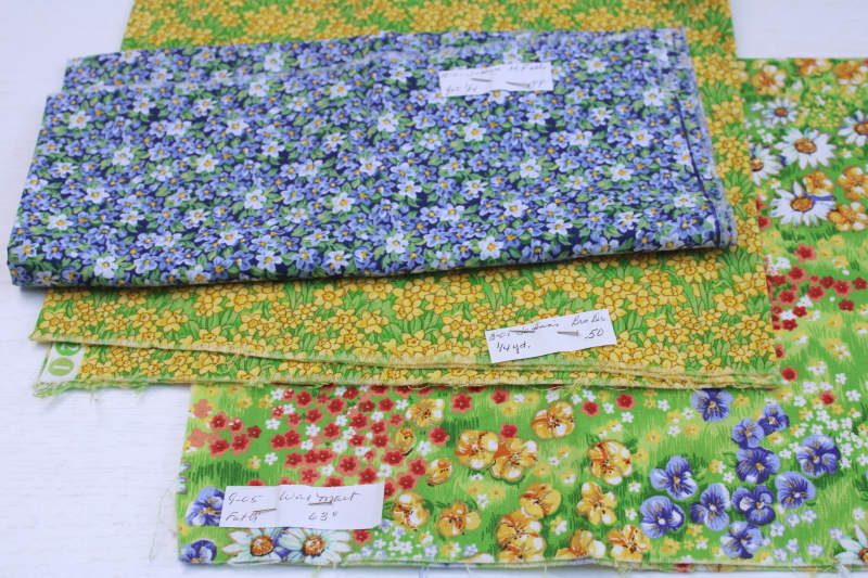 photo of vintage quilting weight cotton fabric lot, spring flowers floral prints Concord birth month florals etc #3