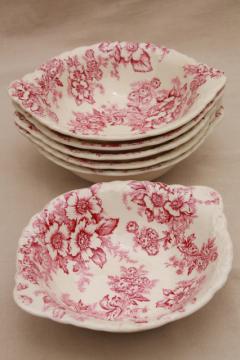 catalog photo of vintage raspberry red chintz floral Taylor Smith Taylor china chowder bowls, toile style print