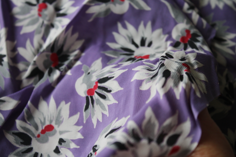 photo of vintage rayon or silk look fabric, silky poly w/ black gray white floral on lilac purple #2