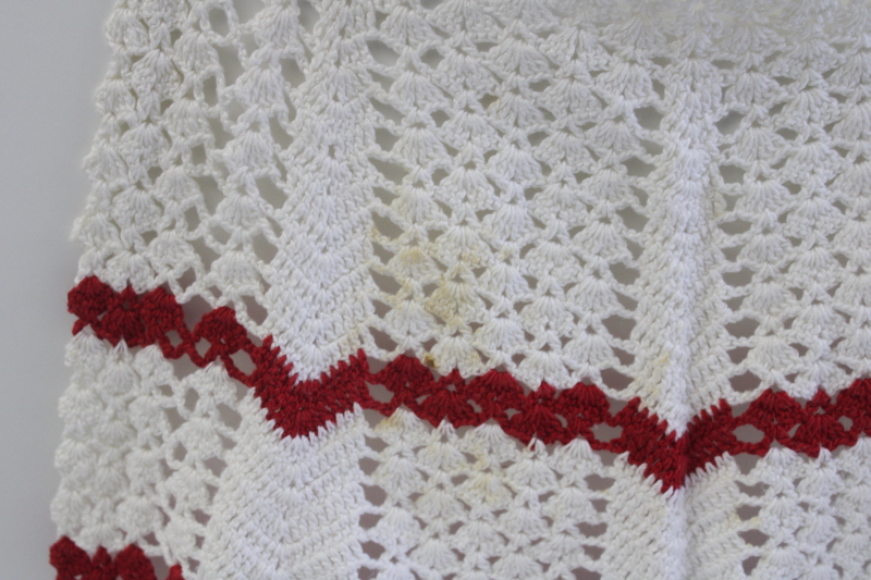 photo of vintage red & white cotton crochet aprons, cute retro kitchen decor or holiday decorations  #6