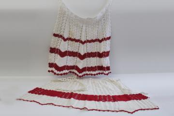 catalog photo of vintage red & white cotton crochet aprons, cute retro kitchen decor or holiday decorations 