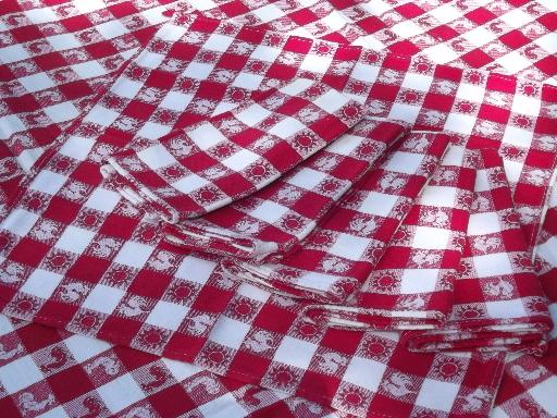 photo of vintage red and white cotton kitchen or picnic tablecloth and napkins lot #4