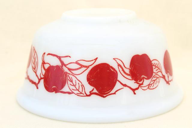 photo of vintage red apples milk glass mixing bowl, Hazel Atlas kitchenware glassware  #6