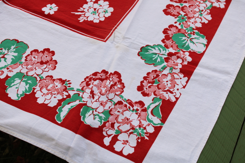 photo of vintage red geraniums print kitchen tablecloth, flour or feed sack weight cotton fabric  #2