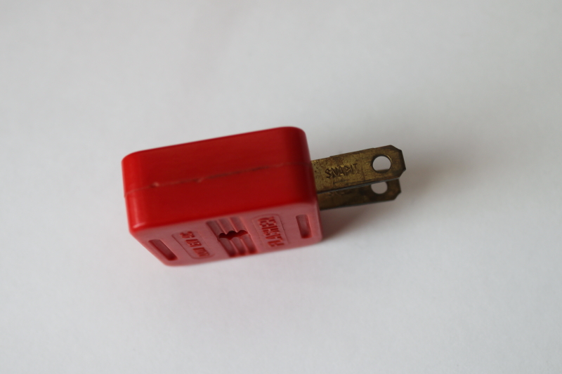 photo of vintage red plastic Flasher electrical plug 100W 115V AC, Christmas lights twinkle plug  #3