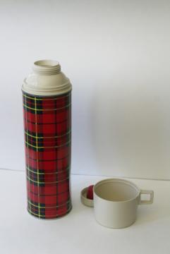 catalog photo of vintage red tartan plaid Thermos bottle, King Seely insulated cooler for camp, picnics