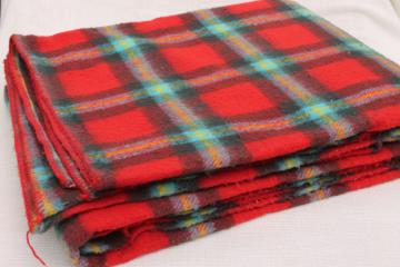 catalog photo of vintage red tartan plaid camp blanket, bed or bunk blanket 88 x 74