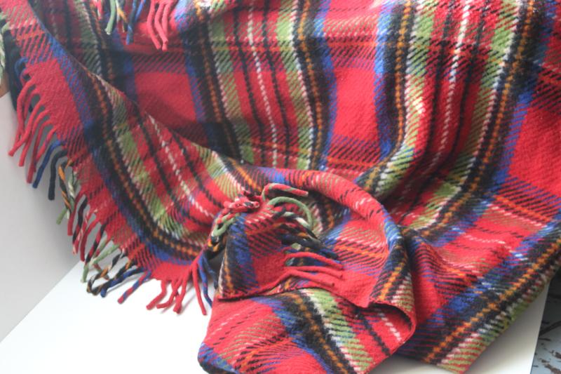 photo of vintage red tartan plaid camp blanket, cozy heavy wool throw w/ fuzzy fringe #7