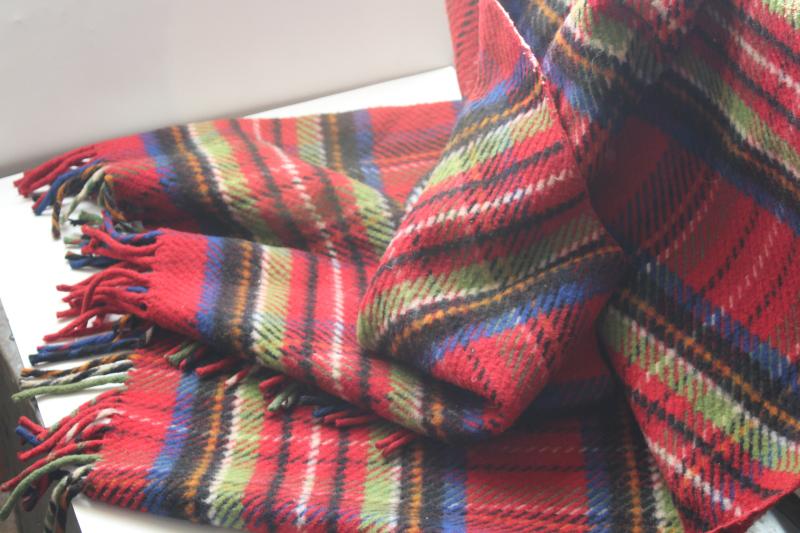 photo of vintage red tartan plaid camp blanket, cozy heavy wool throw w/ fuzzy fringe #10