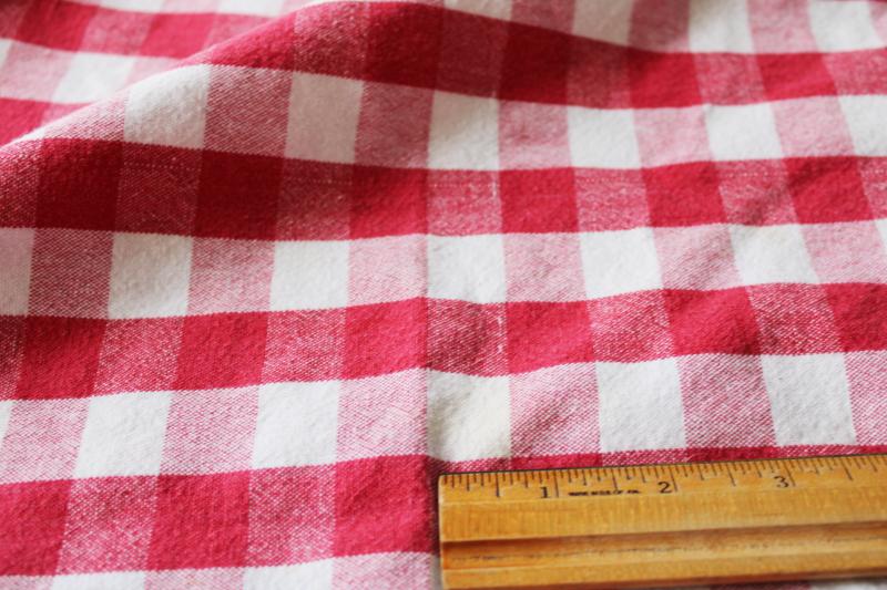 photo of vintage red & white checked cotton tablecloth, classic picnic or kitchen table #5