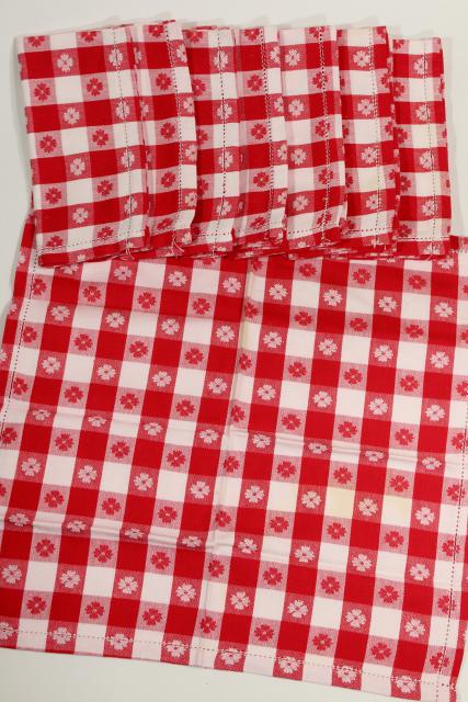 photo of vintage red & white checked cotton tablecloths & napkins, picnic or bistro style for country kitchen #6