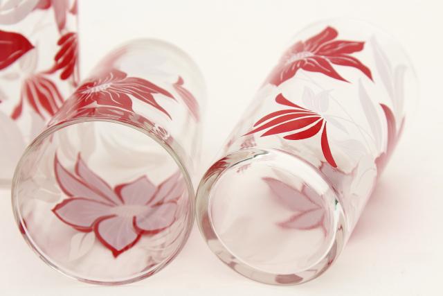 photo of vintage red & white flower print drinking glasses, holiday poinsettia swanky swig tumblers #7