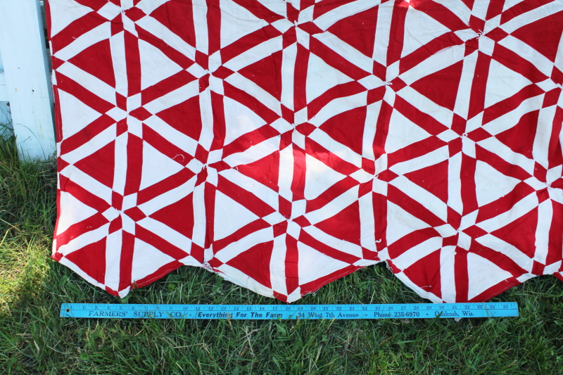 photo of vintage red & white patchwork quilt triangles & stars, shabby cutter feedsack fabric quilt #4